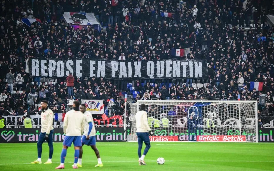 Hommage poignant pour Quentin Deranque : la France rend hommage à un militant tragiquement décédé