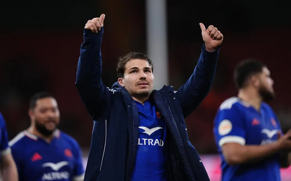 Le XV de France continue de dominer le Tournoi des Six Nations : une approche disciplinée vers le succès