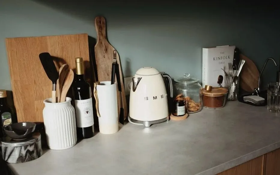 Mug isotherme SMEG : l'accessoire de cuisine tendance pour les amateurs de boissons chaudes