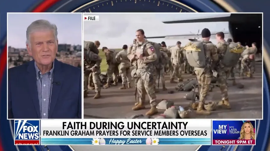 Franklin Graham Defends Trump: No Religious Symbole in Image.