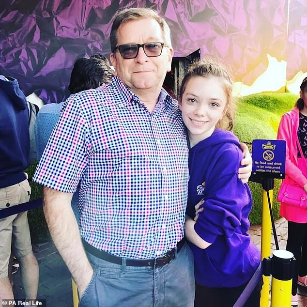 Wife reveals warning signs her husband missed before early-onset Alzheimer's diagnosis