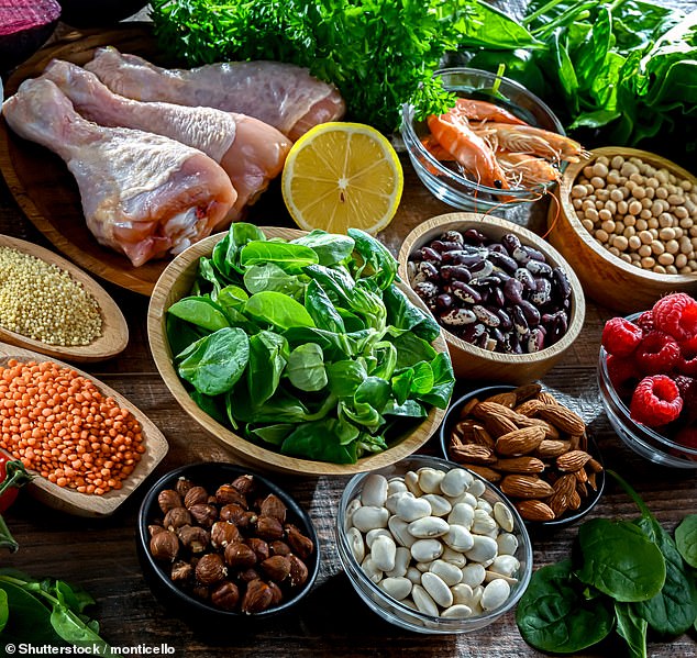 Dietitian: Mediterranean Diet Reduces Alzheimer's Risk by 53%