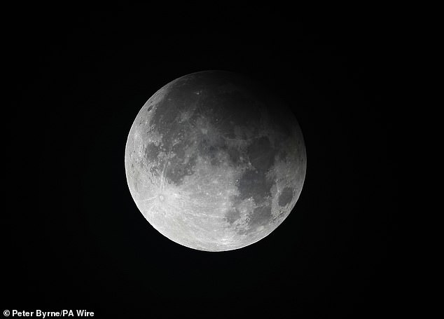 NASA lance un projet de ville lunaire permanente d'ici 2032