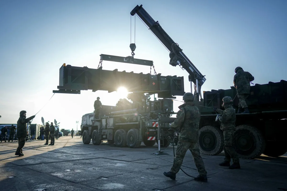L'Ukraine recevra 150 000 drones et missiles du Royaume-Uni financés par des actifs russes.