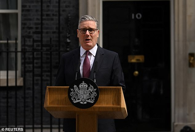 Keir Starmer quitte ses fonctions : Burnham pourrait le remplacer avant l'été.