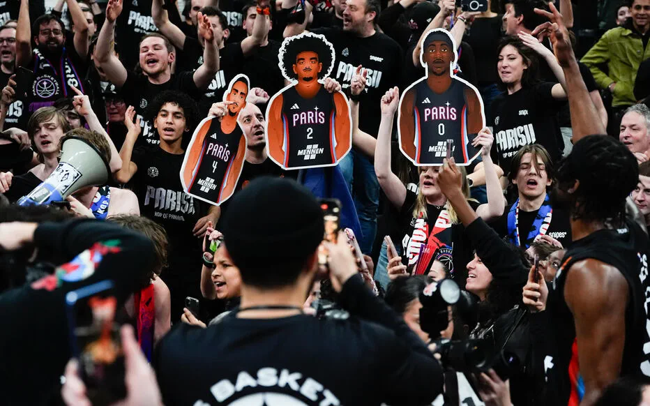 La chasse aux œufs de Pâques pour le Paris Basketball