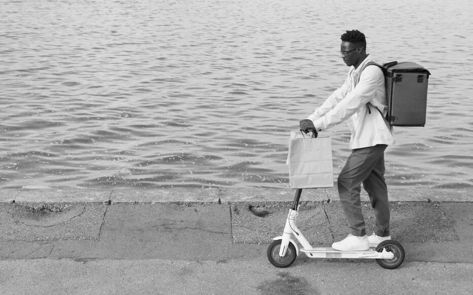 La trottinette électrique Hitway H9 à un prix avantageux chez Cdiscount