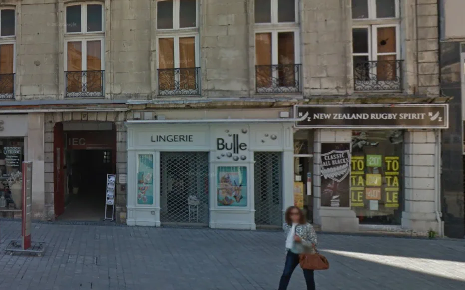 Le voleur de la lettre « U » frappe à nouveau