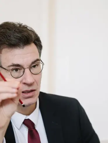 Les divisions transatlantiques : La liberté académique en jeu