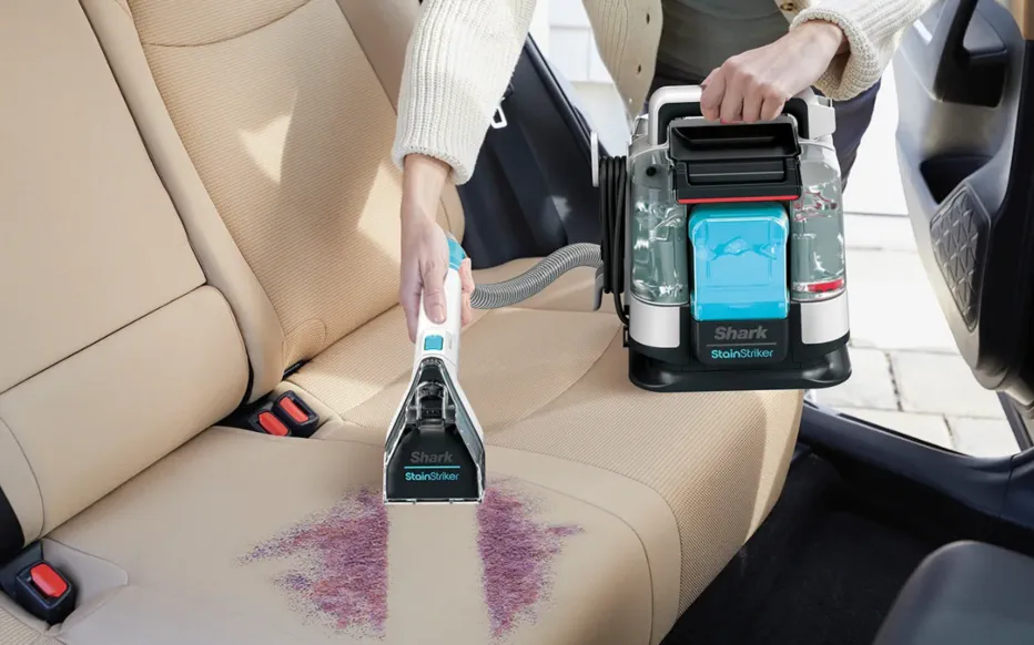 Nettoyez en profondeur vos tissus avec le détachant Shark StainStriker