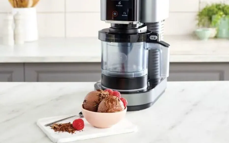 Rafraîchissez-vous cet été avec la promotion sur la machine à crème glacée Ninja Creami NC300EU