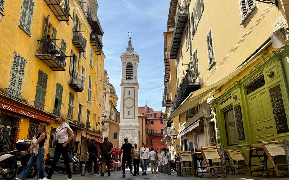 La population du Vieux-Nice sous la menace du « serial lanceur »