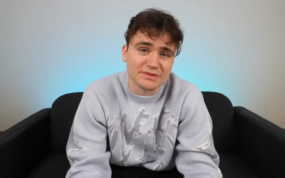 Néo, star YouTube, se confie sur sa chaîne personnelle : « Il est temps que je vous parle de la vérité que j'ai vécue »