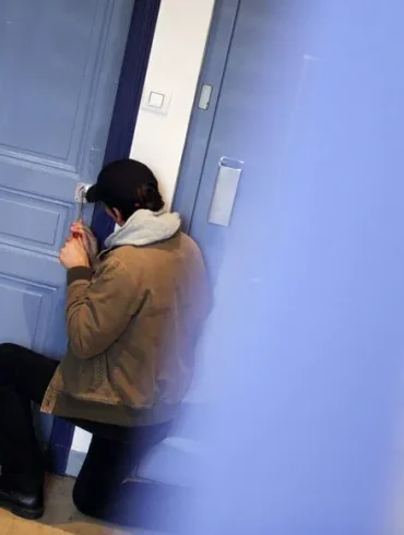La saison des cambriolages : une période à risque pour les foyers français