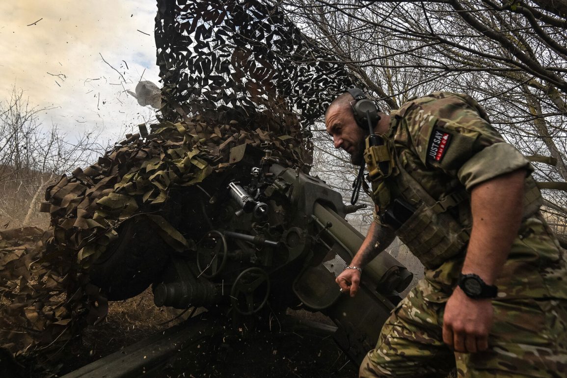 Les forces russes lancent des frappes de missiles sur l'Ukraine