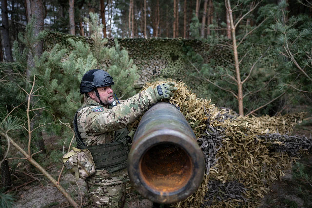 Les forces russes lancent une série d'attaques sur Тернopol en Ukraine
