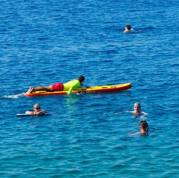 Les vagues de chaleur et les risques de noyade : rester vigilant cet été