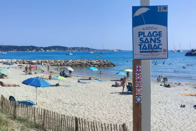 L'interdiction de fumer sur les plages française fait son chemin