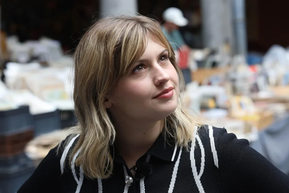 Marine, la chanteuse de la « Star Academy », dévoile son premier album, « Cœur Maladroit »