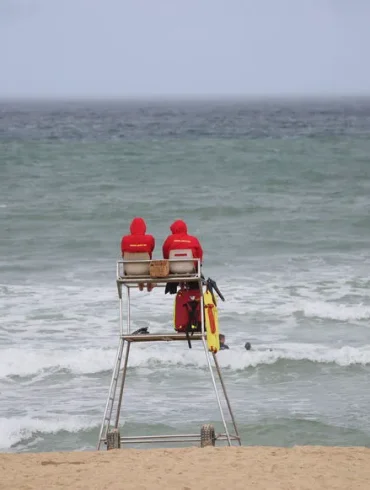 Mise en garde pour les baigneurs tentés par l'océan Atlantique pendant la canicule