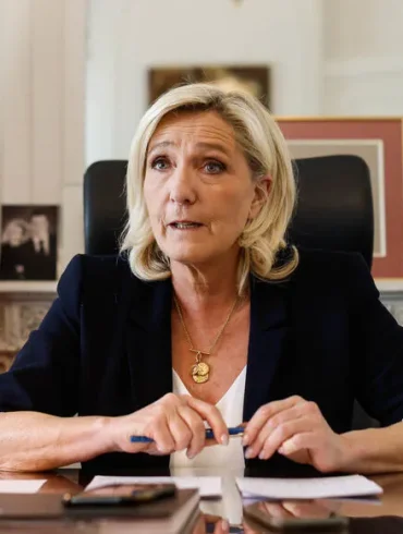 Ne procrastinez pas ! Marine Le Pen appelle les parlementaires du RN à se préparer aux prochaines batailles électorales