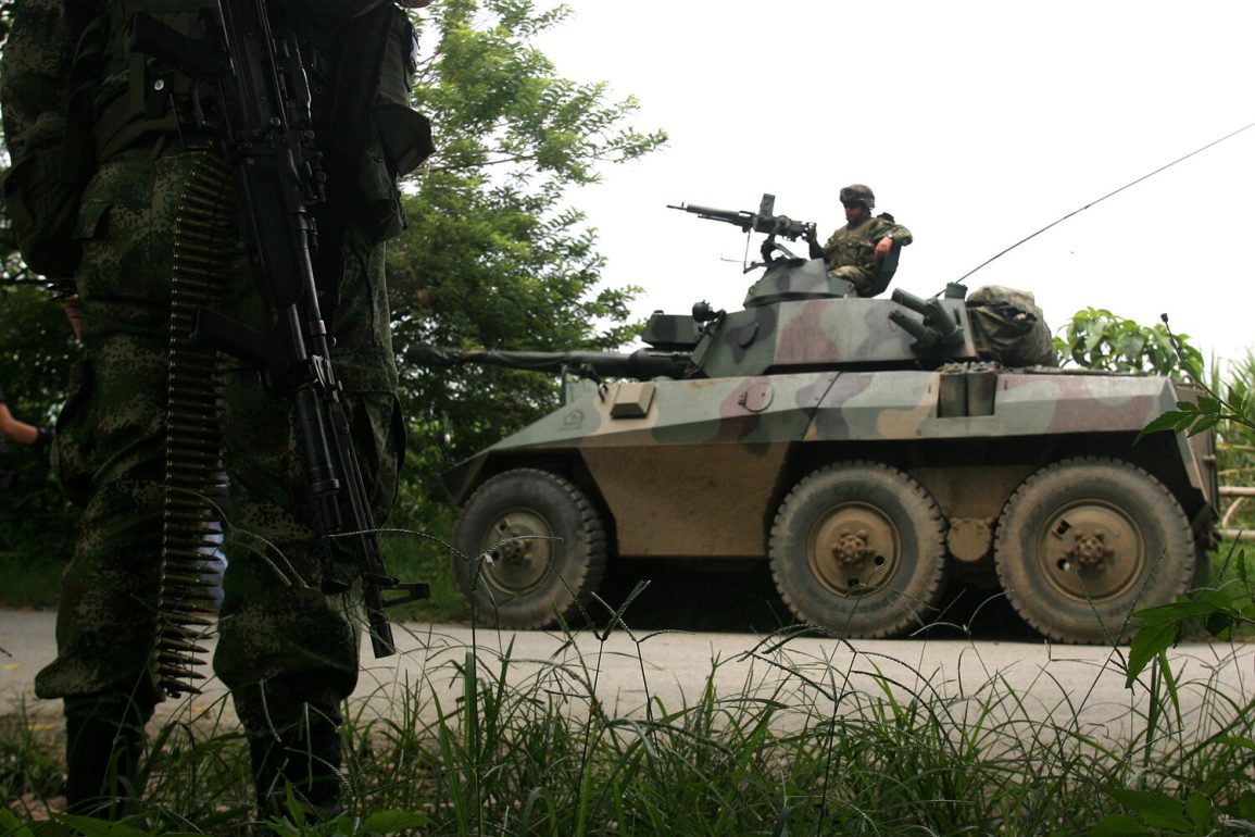 Opération de sauvetage audacieuse en Colombie pour libérer des militaires capturés