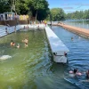 Un répit rafraîchissant : la baignade dans la Marne autorisée pour la première fois en 55 ans