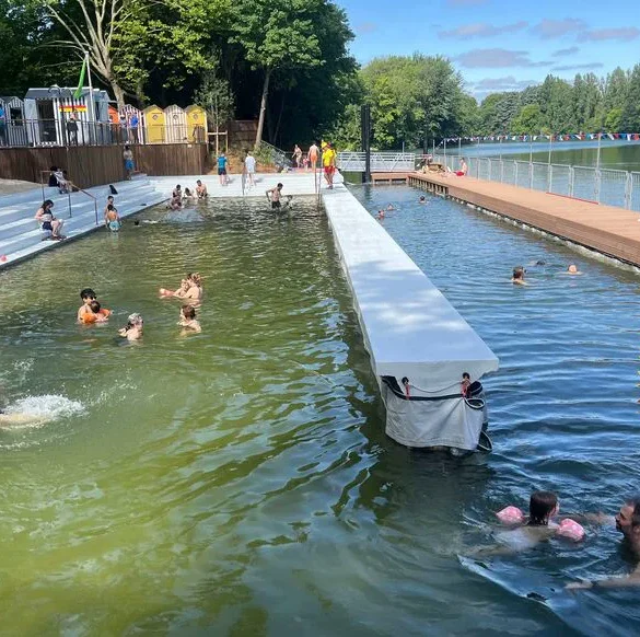 Un répit rafraîchissant : la baignade dans la Marne autorisée pour la première fois en 55 ans