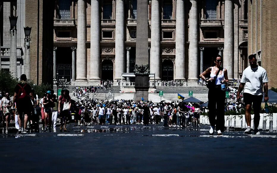 Une vague de chaleur intense frappe l'Europe, forçant des mesures d'urgence sans précédent