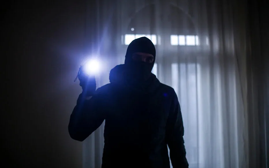 Agression violente à Mitry-Mory : une nuit traumatisante pour un habitant