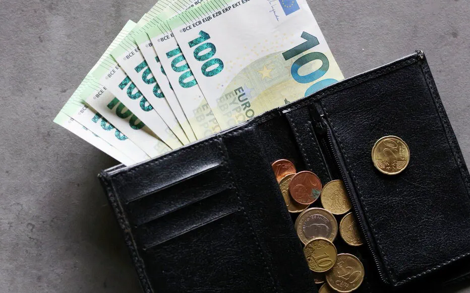 Baisse des taux des livrets A et LDDS : les épargnants français impactés