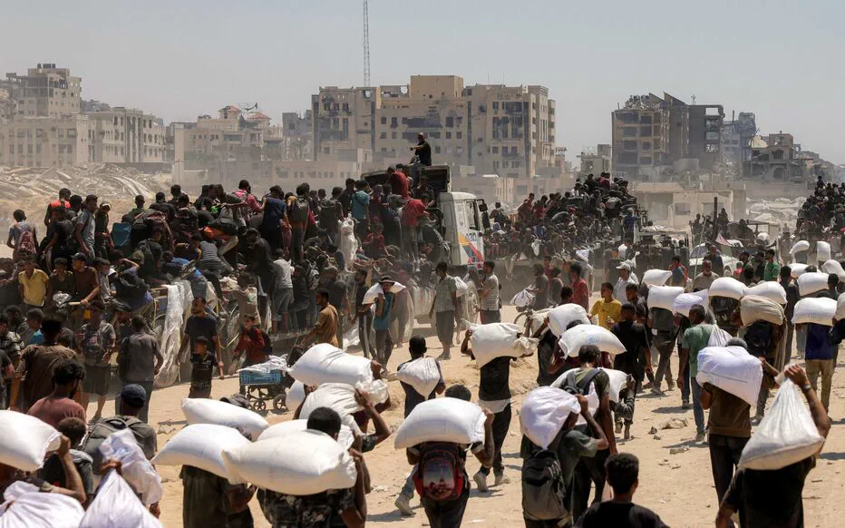 Benyamin Netanyahou critique les Nations Unies tout en facilitant l'acheminement de l'aide humanitaire vers Gaza