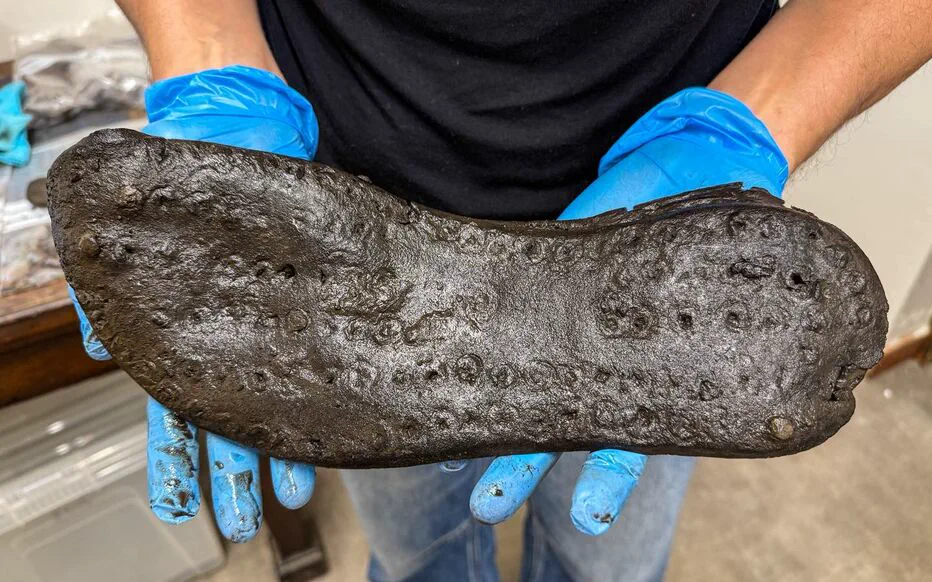 Des chaussures antiques de près de 2 000 ans mises au jour dans un ancien fort romain