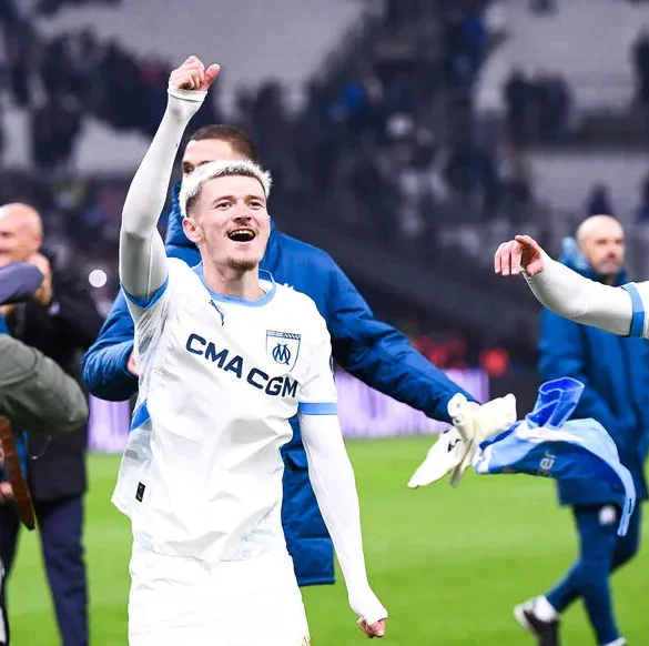 Double recrutement au Stade Rennais : Merlin et Rongier en route vers la Bretagne