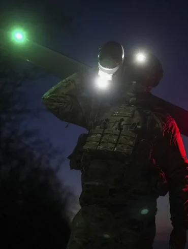 Explosions spectaculaires dans la région de Volgograd : des témoins font état de flashs lumineux et de déflagrations