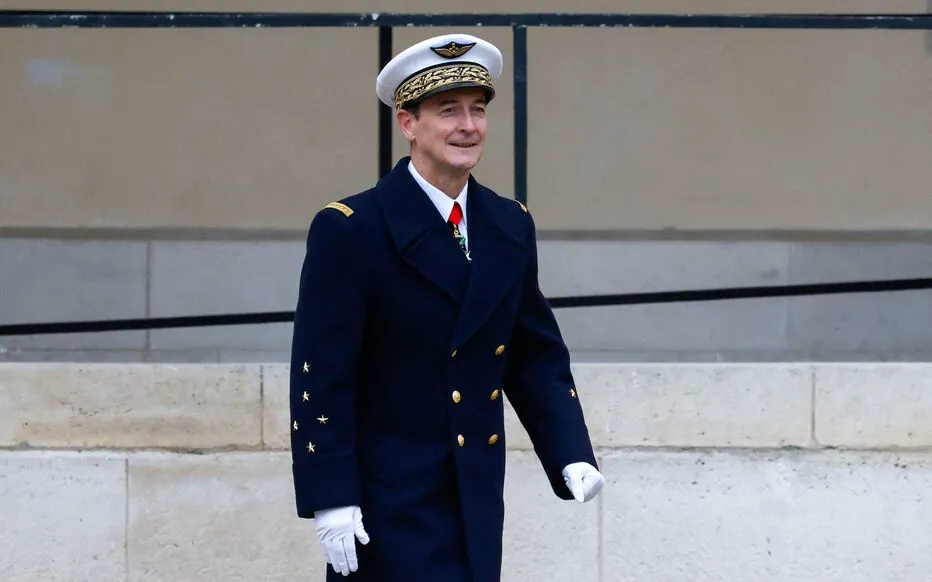 Fabien Mandon, nouveau chef d'état-major des armées : un pilote de chasse expérimenté au service de la France