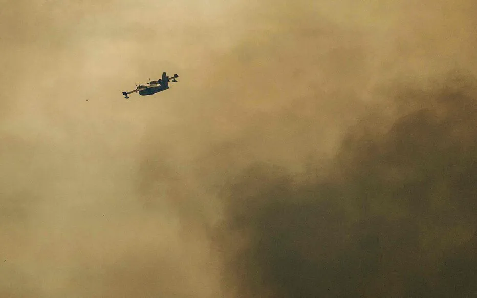 Feuils en feu dans plusieurs départements français ce week-end
