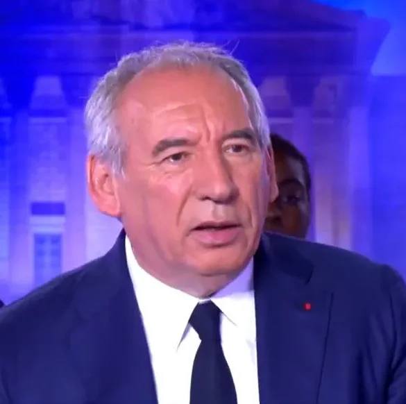 François Bayrou partage ses réflexions sur la situation économique de la France
