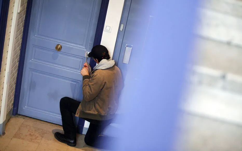 Frantz D., 32 ans, sans béquilles et avec une cheville cassée : un cambriolage qui a failli mal tourner