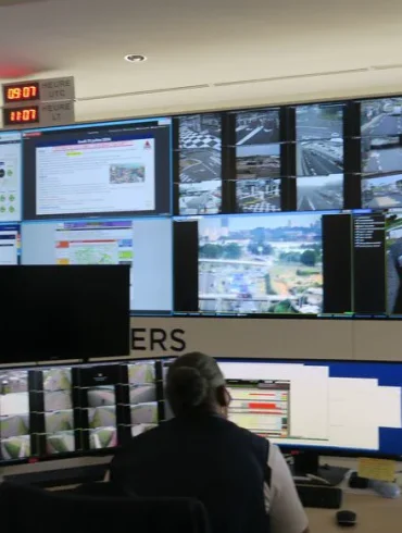 Grève des contrôleurs aériens en France : le système biométrique SPS au cœur du conflit