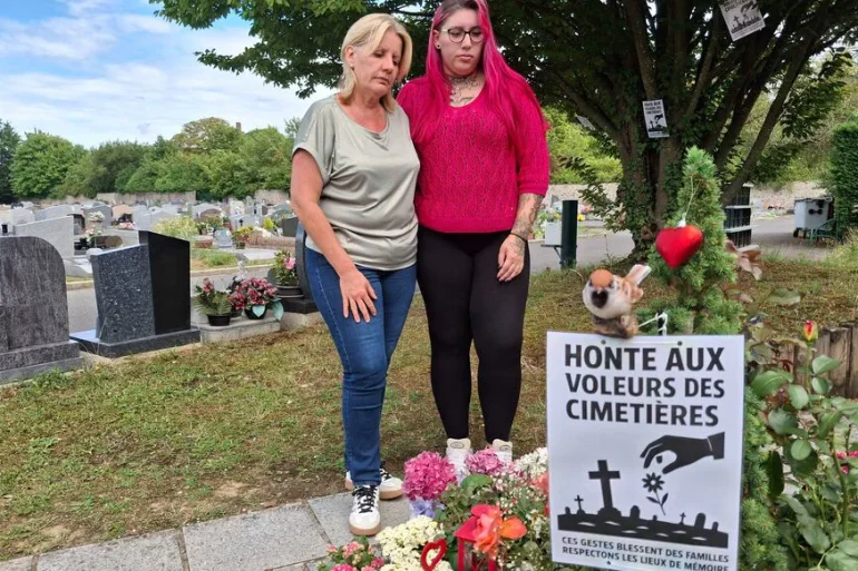 Honte aux voleurs : les jumeaux répondent au vandalisme