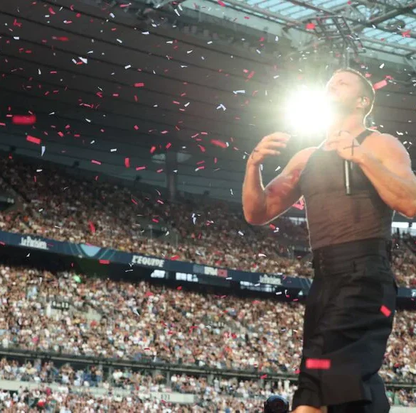 Imagine Dragons fait vibrer le Stade de France : un rêve devenu réalité