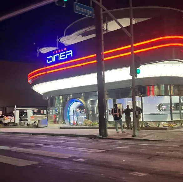La nouvelle attraction de Santa Monica : un bâtiment qui ressemble à une soucoupe volante
