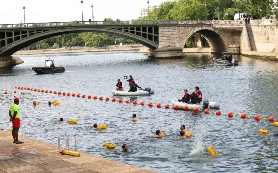 La Seine rouvre ses portes aux baigneurs, mais avec prudence