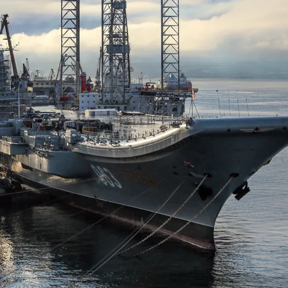 L'avenir incertain du porte-avions russe 'Admiral Kuznetsov'