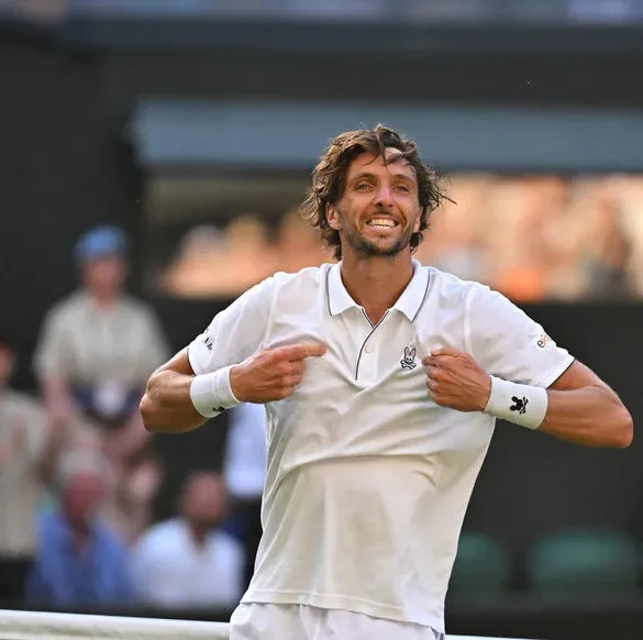 Le joueur de tennis Arthur Rinderknecht étonne Wimbledon et les fans du Stade Rennais