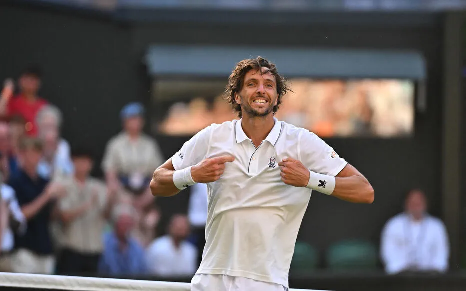 Le joueur de tennis Arthur Rinderknecht étonne Wimbledon et les fans du Stade Rennais