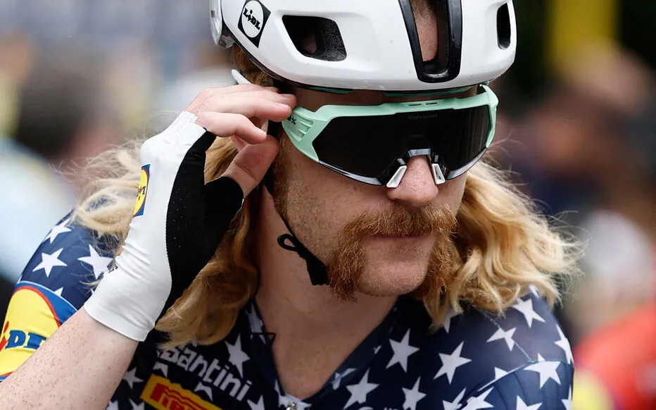 Le Tour de France 2025 : une demande en mariage sur les Champs-Élysées