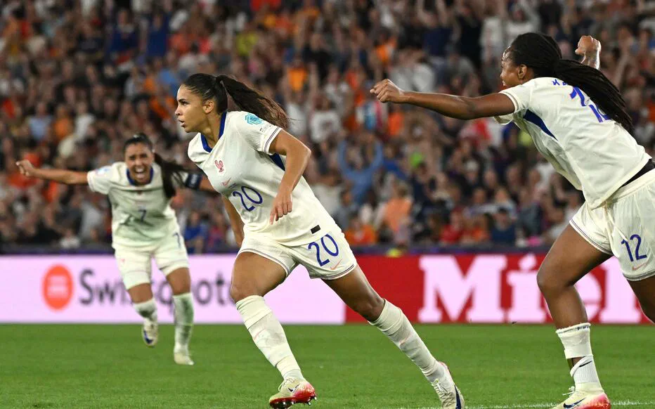 Les Bleues dominent le groupe D et se hissent en quarts de finale de l'Euro féminin