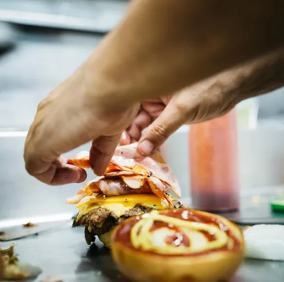 Les chaînes de restauration rapide à la peine en Suisse selon l'UFC-Que Choisir